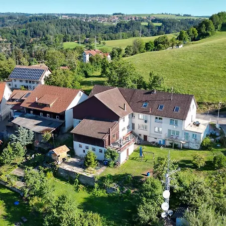 Wohnung Mit 6 Schlafzimmern Fuer 12 Gaeste Und Mehr Waldshut-Tiengen Exterior foto