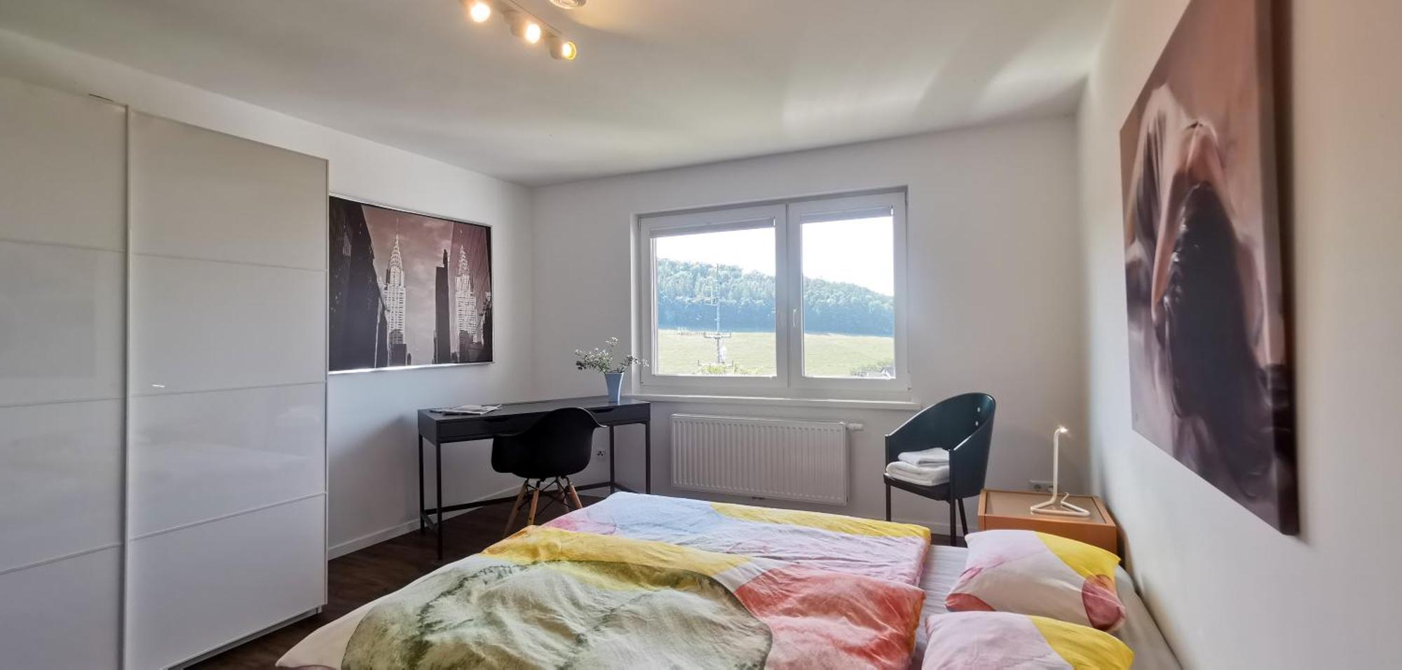 Apartment Esc Basel 50 Minuten, Mit 6 Schlafzimmern Fuer 12 Gaeste Und Mehr Waldshut-Tiengen